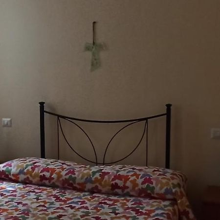 לינה וארוחת בוקר רג'יו די קאלאבריה La Casa Di Ermelinda מראה חיצוני תמונה