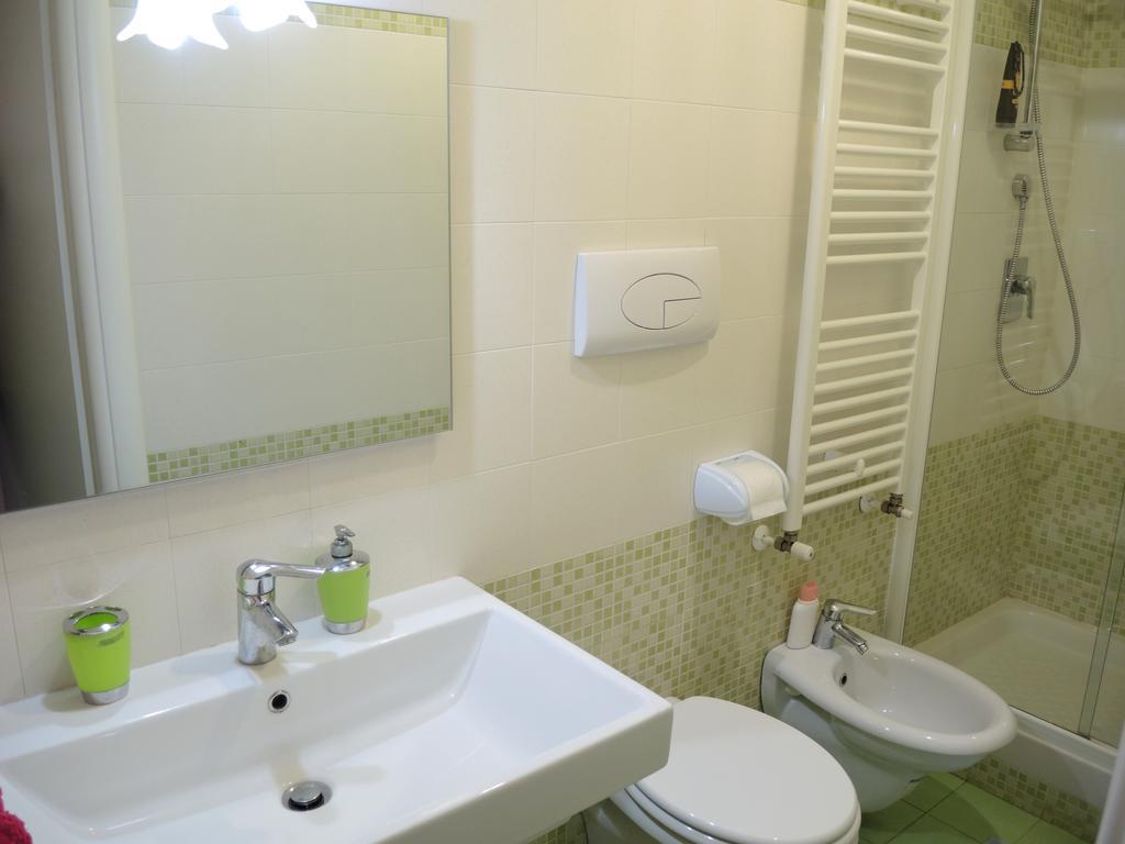 לינה וארוחת בוקר רג'יו די קאלאבריה La Casa Di Ermelinda מראה חיצוני תמונה