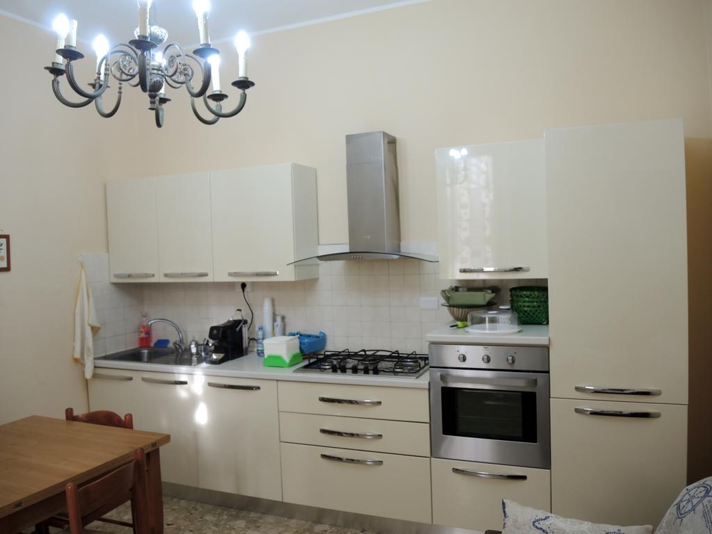 לינה וארוחת בוקר רג'יו די קאלאבריה La Casa Di Ermelinda מראה חיצוני תמונה