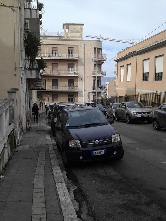לינה וארוחת בוקר רג'יו די קאלאבריה La Casa Di Ermelinda מראה חיצוני תמונה