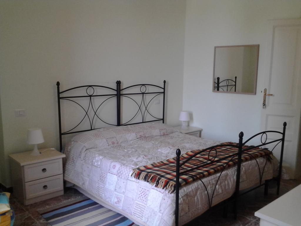 לינה וארוחת בוקר רג'יו די קאלאבריה La Casa Di Ermelinda מראה חיצוני תמונה