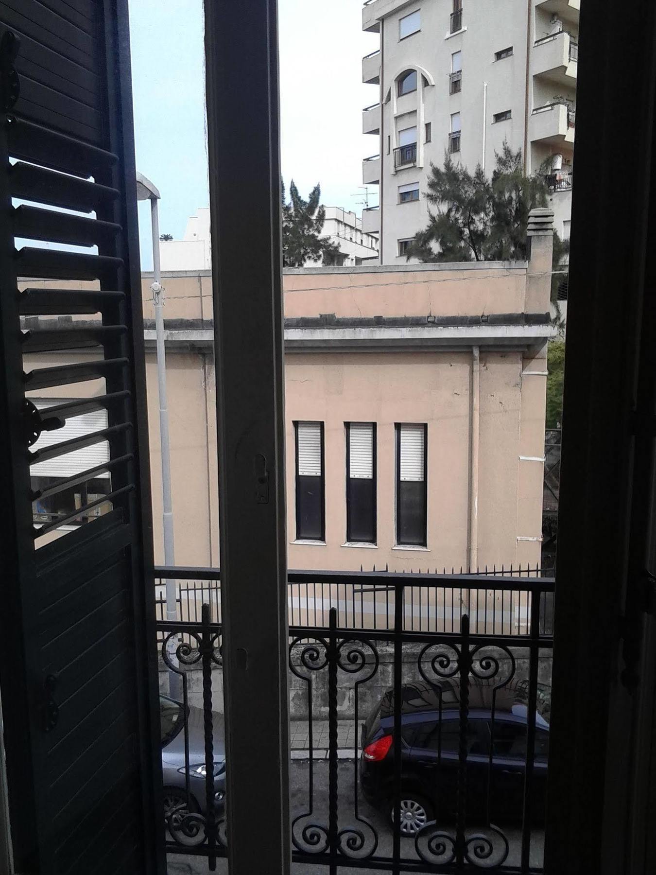 לינה וארוחת בוקר רג'יו די קאלאבריה La Casa Di Ermelinda מראה חיצוני תמונה